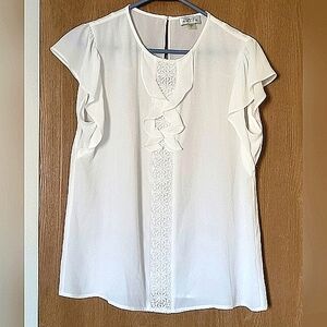 Tahari Arthur S Levine Laced Blouse Medium Like New!